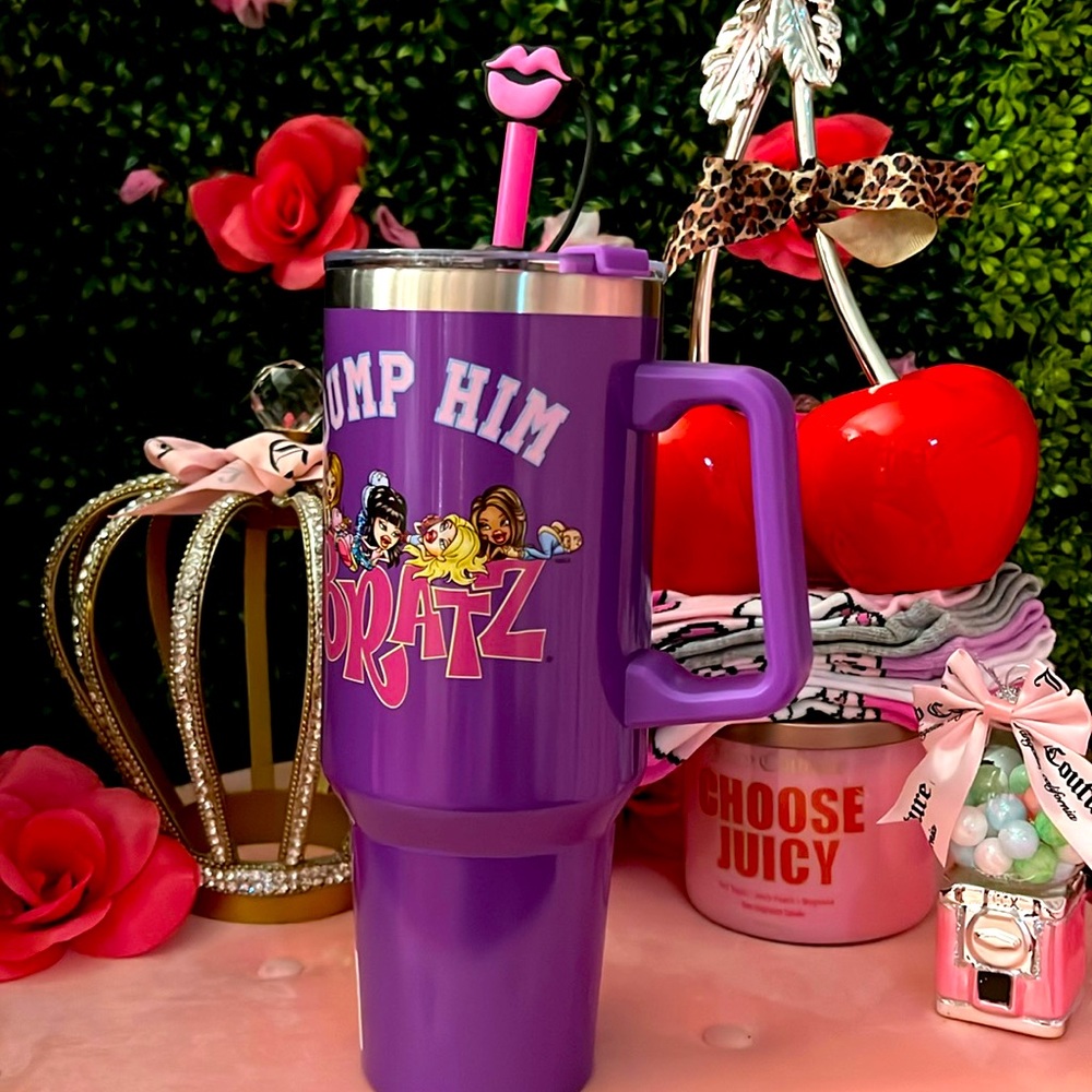 🩷🎀Bratz “dump him” 40oz tumbler
